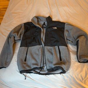 Men’s size medium black and gray Denali jacket